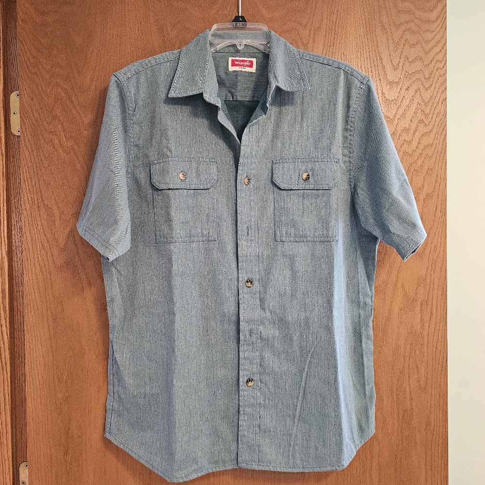 Men's Wrangler shirt